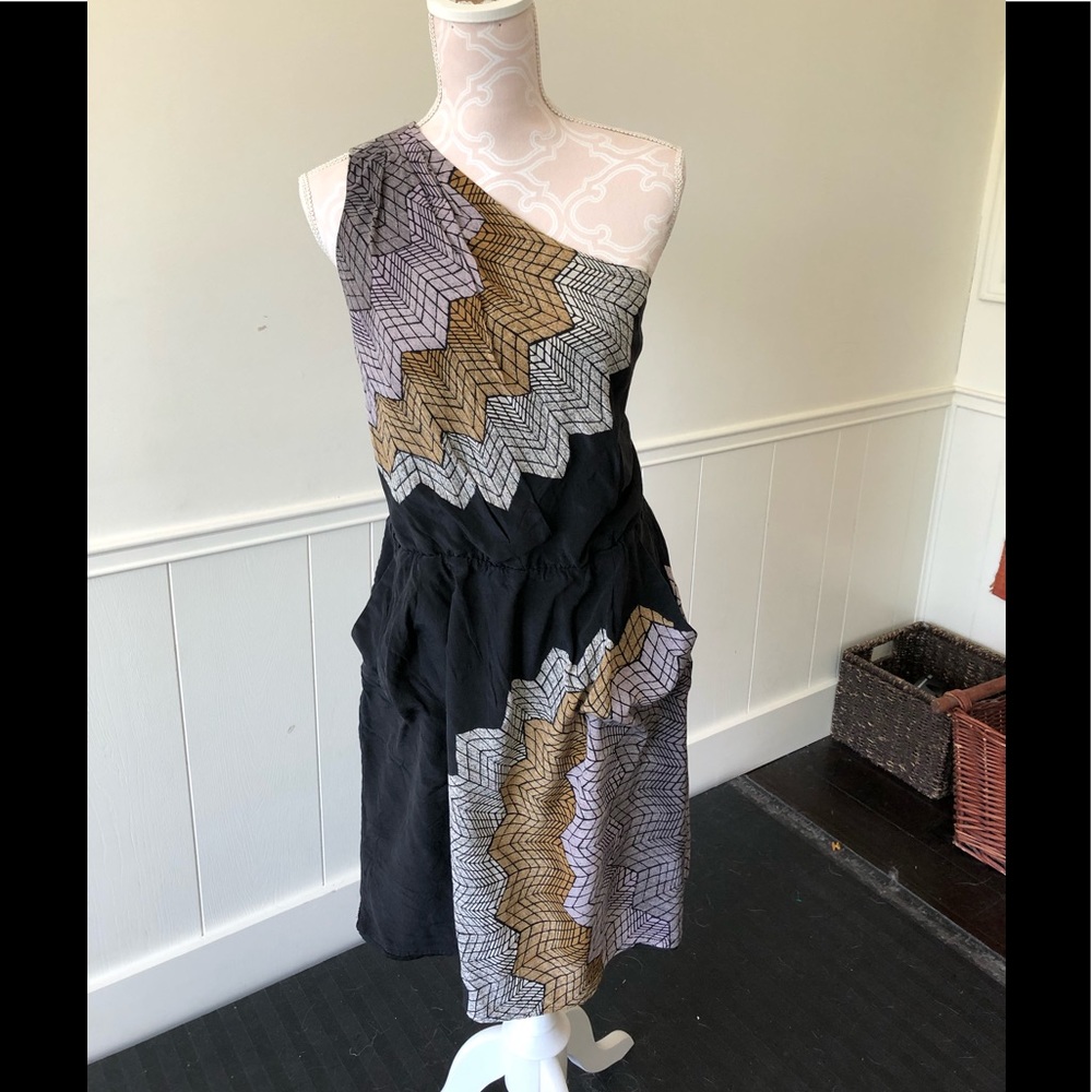 Bcbgmaxazria silk dress size L